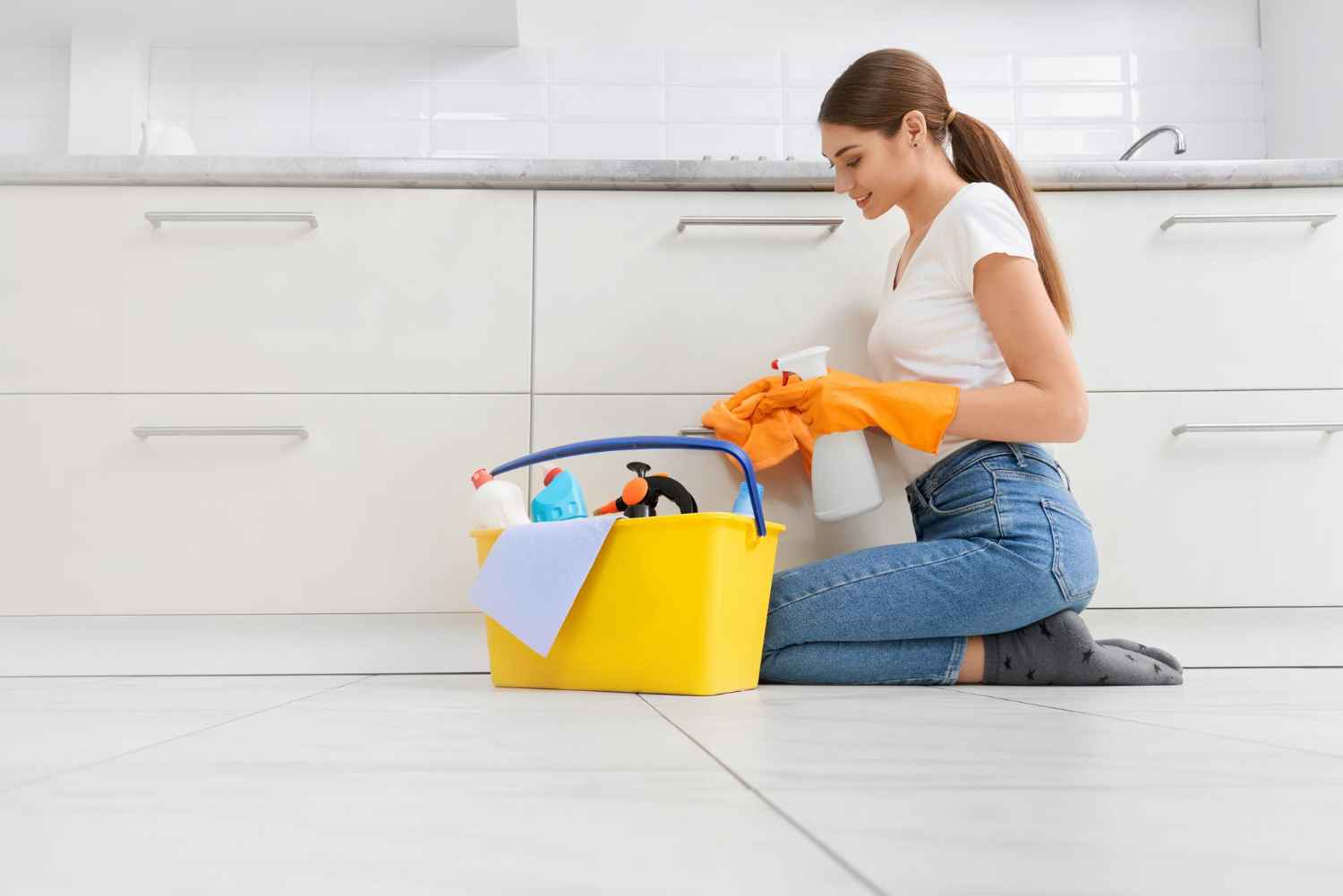 the-best-way-to-clean-tile-floors